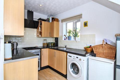 18 Downlands, Stevenage, SG2 7BH