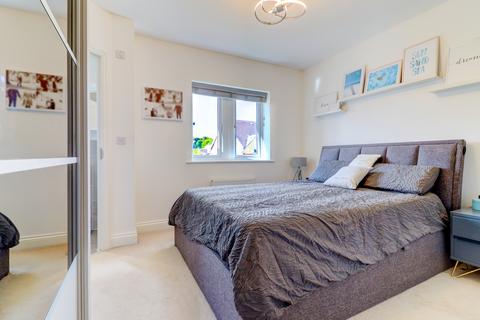 3 bedroom semi-detached house for sale, Robertson Place, Buckinghamshire HP11