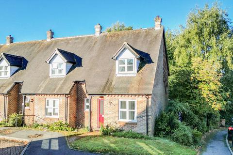 2 bedroom terraced house for sale, Well-Presented Over 60's Home In The Heart Of Cranbrook