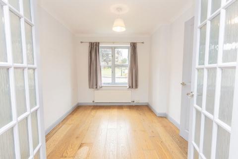2 bedroom terraced house for sale, Well-Presented Over 60's Home In The Heart Of Cranbrook