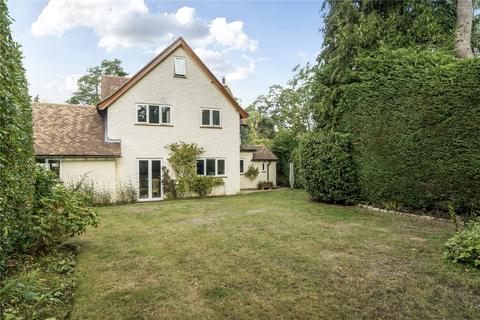 4 bedroom detached house for sale, Stonehill Road, Headley Down, Hampshire, GU35