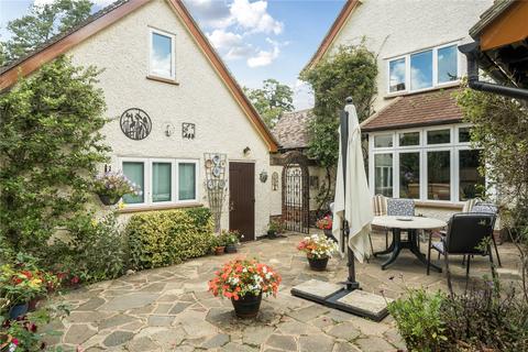 4 bedroom detached house for sale, Stonehill Road, Headley Down, Hampshire, GU35