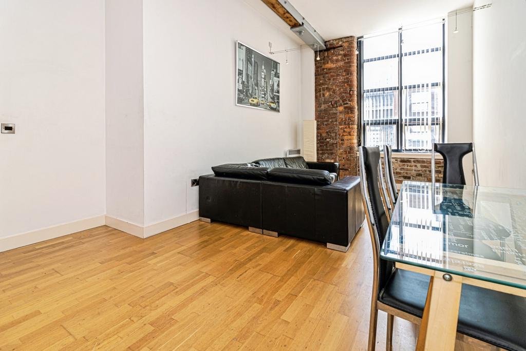 Apartment in Greater Manchester - View 5
