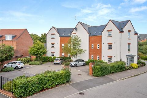 undefined, Ifould Crescent, Berkshire RG40