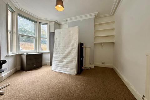 6 bedroom townhouse for sale, Semilong Road, Semilong, Northampton NN2