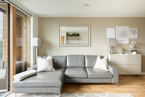 undefined, Kew Bridge Road, Brentford, TW8