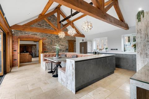undefined, Woodhouse LE12