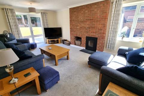 undefined, Sarsen Close, Halesworth