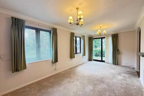 1 bedroom retirement property for sale, 65 Imperial Avenue, Westcliff on Sea SS0