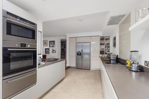 5 bedroom terraced house for sale, Broomhouse Lane, Fulham, London, SW6