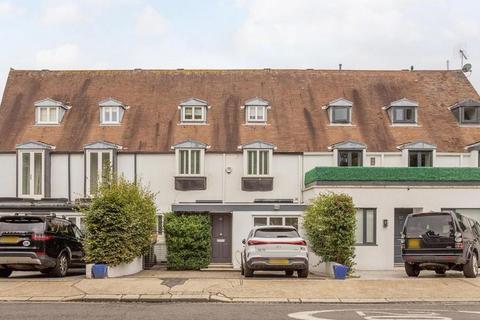 5 bedroom terraced house for sale, Broomhouse Lane, Fulham, London, SW6