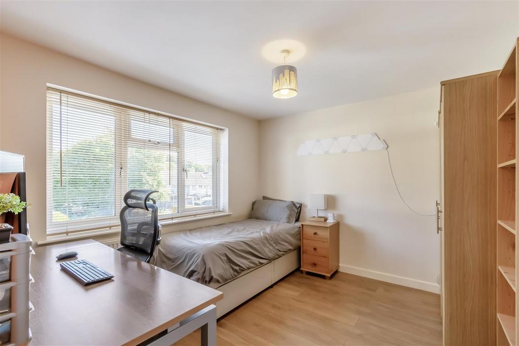 8661940-interior22.jpg