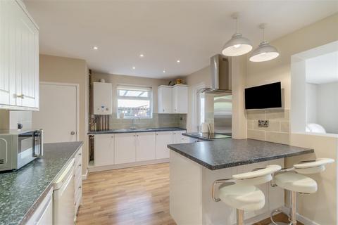 3 bedroom semi-detached house for sale, Sutton Road, Maidstone