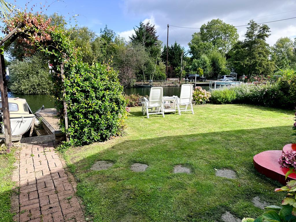 Riverside garden
