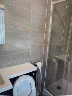 2 bedroom flat to rent, Harrow, HA3