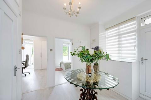 undefined, Woodfield Road, London W5