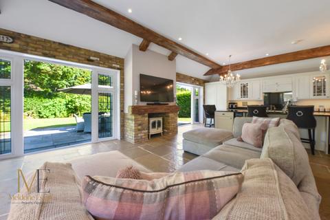 4 bedroom bungalow for sale, Burlings Lane, Sevenoaks TN14