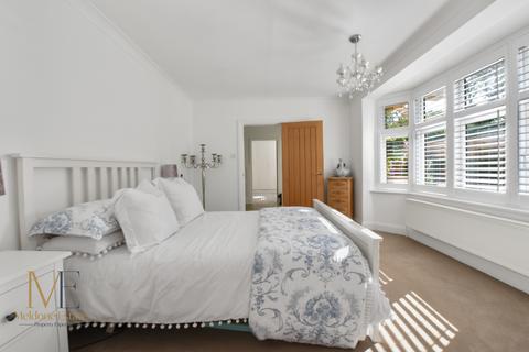 4 bedroom bungalow for sale, Burlings Lane, Sevenoaks TN14