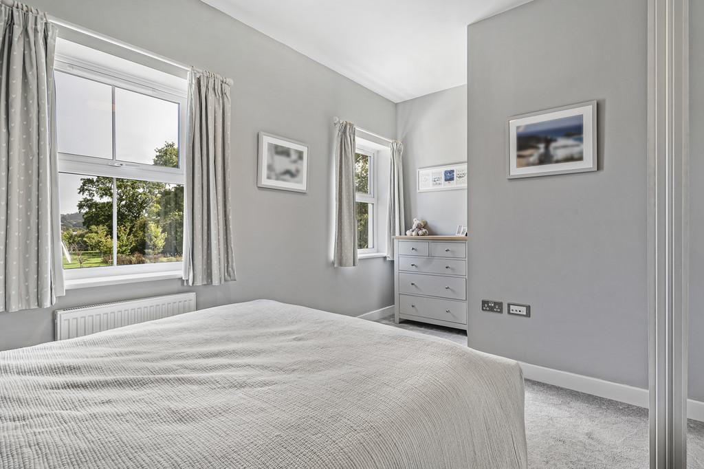 Bedroom 1 (3)