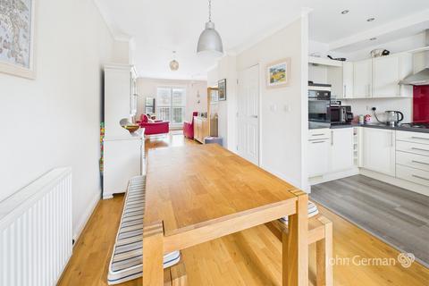 3 bedroom end of terrace house for sale, Haddon Way, Loughborough