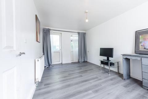 2 bedroom flat for sale, Rothesay Croft, Birmingham B32