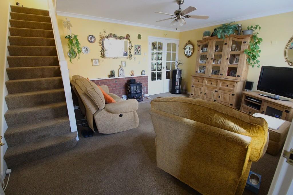 Lounge 2