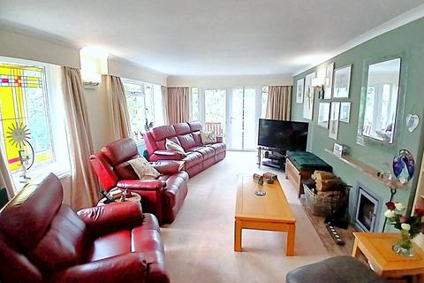 undefined, Middle Lane, Wiltshire SN11