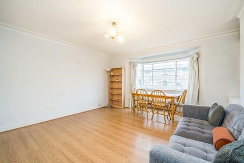3 bedroom flat to rent, Streatham High Road, London SW16