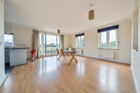 1 bedroom flat for sale, Copers Cope Road, Beckenham, BR3