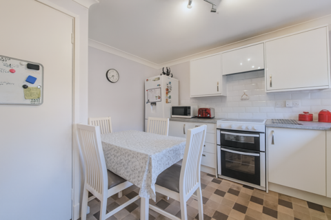 undefined, Guilford Avenue, Dover CT16