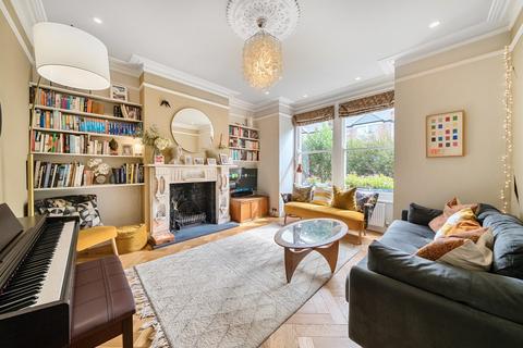 9 Chalcroft Road, London, SE13 5RE