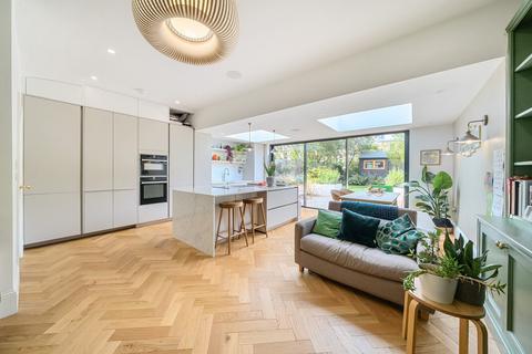 9 Chalcroft Road, London, SE13 5RE