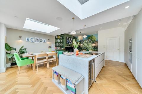 9 Chalcroft Road, London, SE13 5RE