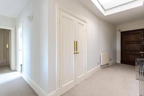 3 bedroom flat to rent, Strathmore Court Park Road Regents Park NW8
