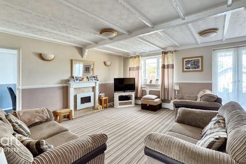 5 bedroom detached house for sale, Merriam Close, Brantham, Manningtree, Essex
