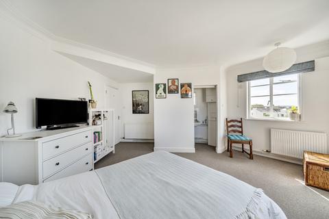 3 bedroom penthouse for sale, Suffolk Square, Gloucestershire GL50
