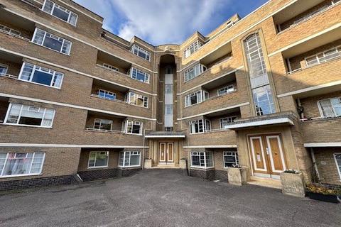 undefined, Suffolk Square, Gloucestershire GL50