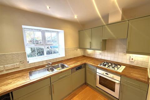 2 bedroom flat for sale, High Street, Edgware HA8