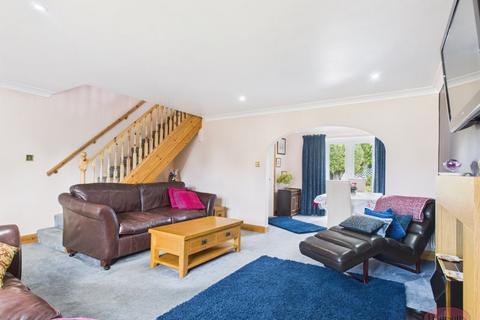 4 bedroom detached house for sale, Beaufort Close, Mudeford