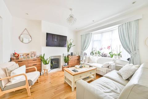Wyld Way, Wembley, HA9