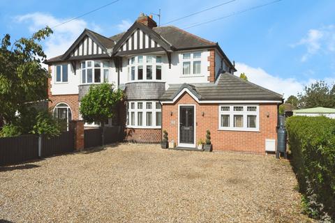 Lincoln Road, Nottinghamshire NG24