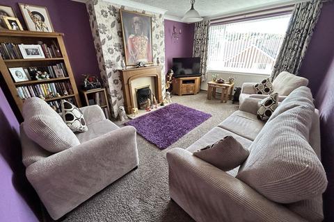 3 bedroom semi-detached bungalow for sale, Cambrian Drive, Rhos on Sea