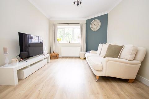 49 Tennyson Road, Hutton, Brentwood, CM13 2SG