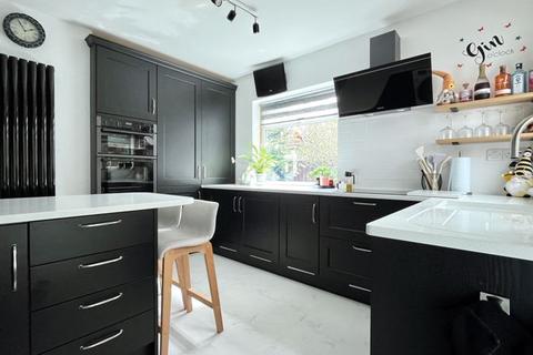undefined, Lyddons Mead, Chard, Somerset TA20
