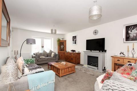 5 bedroom detached house for sale, Cheddington