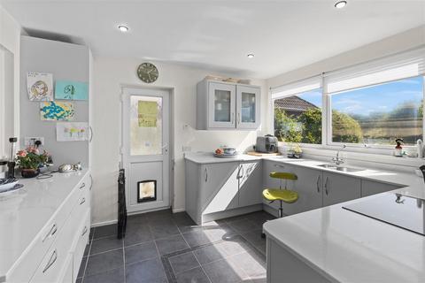 4 bedroom link detached house for sale, Denton Rise, Denton