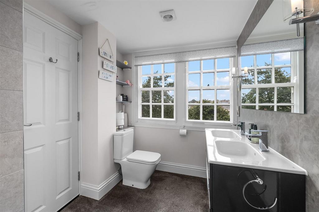 En Suite 3