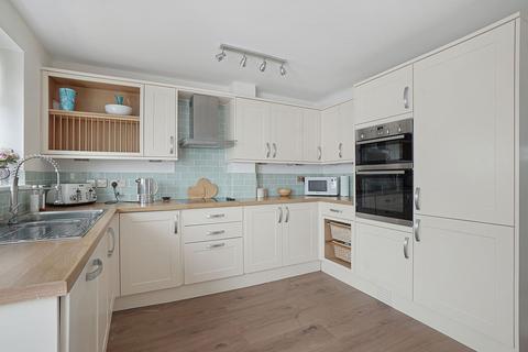 3 bedroom semi-detached house for sale, Falkland Place, Walderslade, ME5