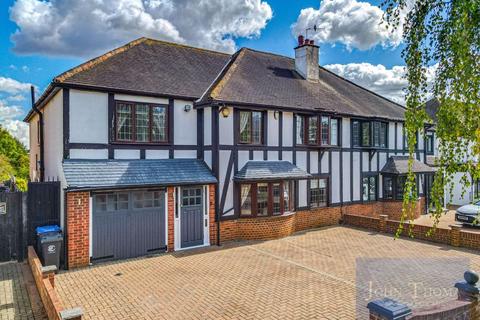 undefined, Mount Pleasant Road, Chigwell IG7