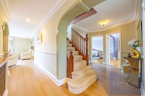 undefined, Mount Pleasant Road, Chigwell IG7